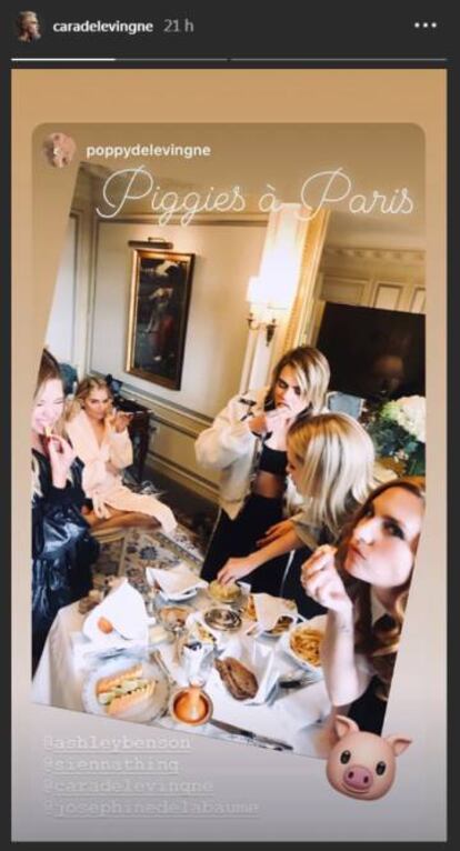 Ashley Benson, Cara Delevingne y Poppy Delevingne, entre otras, en un hotel en París.