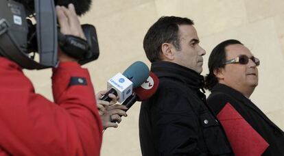 El exgerente de Emarsa, Esteban Cuesta, en la Ciudad de la Justicia, el pasado 7 de marzo.