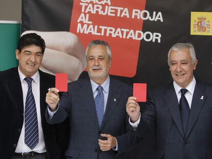 Unidos por la tarjeta roja contra la violencia machista