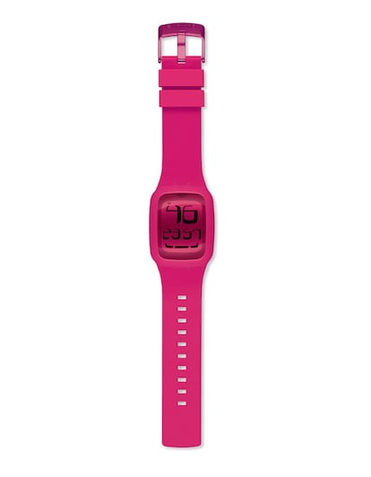 Reloj deportivo fucsia de Swatch. (110 euros)