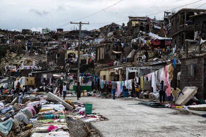 La ciudad haitiana de Jeremie, arrasada por el huracán Matthew.