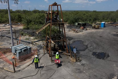 Labores de rescate en el pozo de carbón del Pinabete, en el municipio de Sabinas, Coahuila. En agosto del 2023.