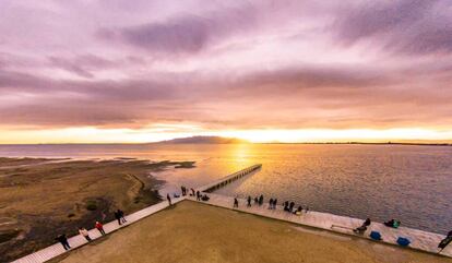 Capvespre des de la barra del Trabucador, al delta de l'Ebre.