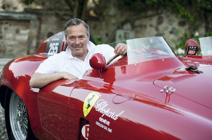 Amante de los coches clásicos, Scheufele colecciona modelos como este Ferrari.