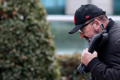 Koldo García, exasesor del exministro socialista José Luis Ábalos, a la salida de la Audiencia Nacional este jueves.