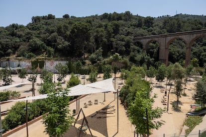 Toldos en el parque del acueducto