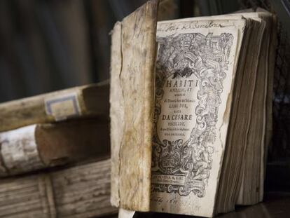 Una de las piezas bibliográficas necesitadas de restauración del fondo de la UB.