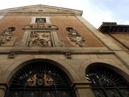 Fachada de la iglesia de las Trinitarias en la calle Lope de Vega.