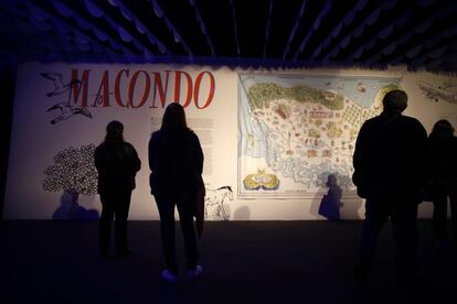 Territorio Macondo, en la Feria del Libro de Bogotá, que recrea en 3.000 metros cuadrados la comarca imaginaria de Gabriel García Márquez.