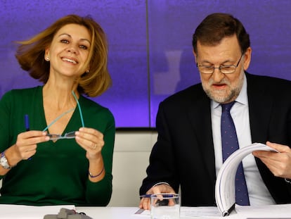 María Dolores de Cospedal y Mariano Rajoy, durante una ejecutiva nacional del PP, en una imagen de archivo.