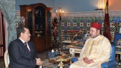 El rey Mohamed VI recibe a Hamid Chabat, l&iacute;der del Istiqlal, en el oto&ntilde;o de 2012.