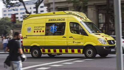 Una ambulancia del SEM, en una foto de archivo.