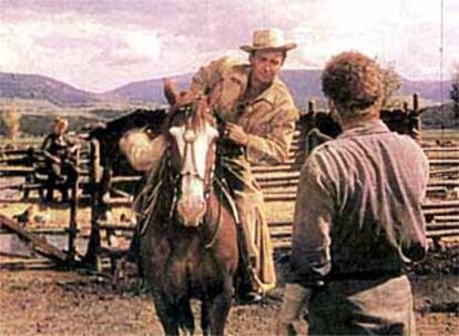 Alan Ladd, en una imagen del filme Raíces profundas, dirigido por George Stevens.