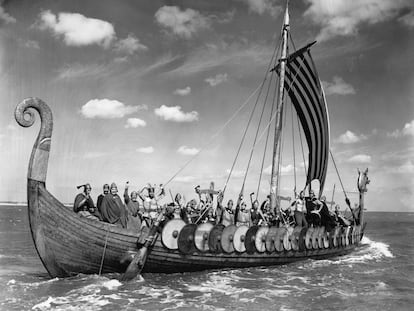 Barco vikingo Hugin, nave reconstruida que viajó de Escandinavia a Londres en 1949.