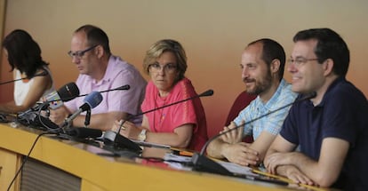 Puirifación Causapié con otros concejales del grupo municipal socialista.