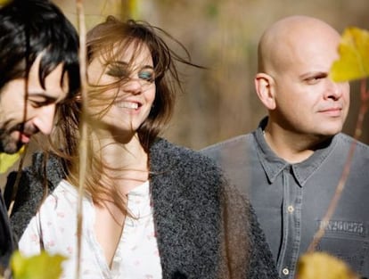 Alejandro Pelayo(izquierda), Leonor Watling y Óscar Ybarra (derecha), la formación inicial de Marlango.