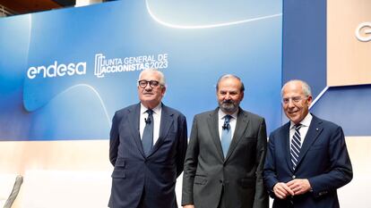 José Bogas, consejero delegado de Endesa; Juan Sánchez-Calero, presidente de Endesa; y Francesco Starace, consejero delegado y director general de Enel.