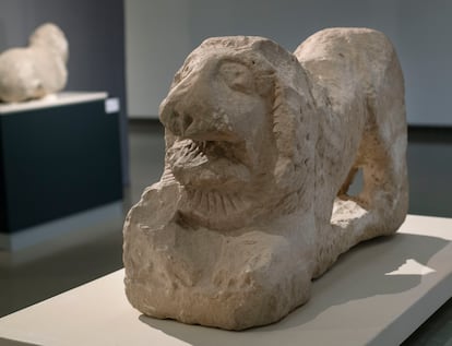 Escultura de un león iberorromano del siglo II-I antes de Cristo, procedente del expolio de un yacimiento y recuperada en una operación de la policía en 2016. Hoy se expone en el Museo Íbero de Jaén.