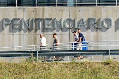 Los tres miembros de La manada que estaban en la cárcel de Pamplona, salen en libertad provisional, en 2018