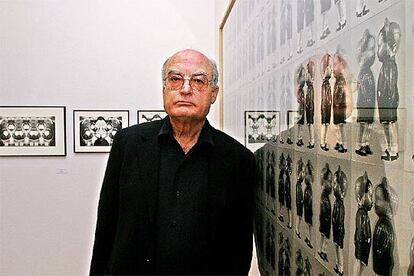 Luis Gordillo, en el Museo de Arte Español Contemporáneo de la Fundación March de Palma de Mallorca.