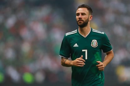 Layún, durante un partido con México.