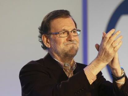El presidente del PP y del Gobierno en funciones, Mariano Rajoy, durante su intervenci&oacute;n en un acto del partido en Salamanca. 