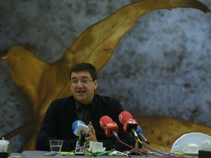 Patxi Lazcoz, durante su conferencia de prensa en Vitoria.