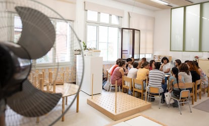 Reunión del profesorado  en el Instituto Escola Arts de Sants, el pasado septiembre.