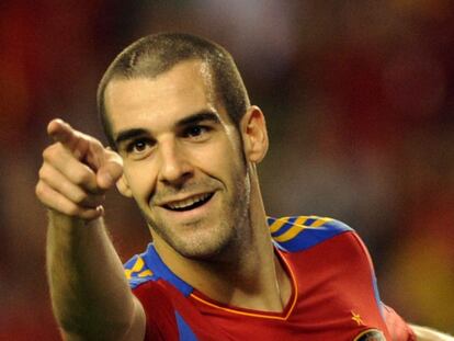 Negredo festeja el segundo de sus dos tantos.