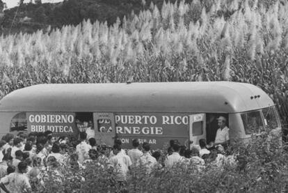 Autobús biblioteca en Puerto Rico.