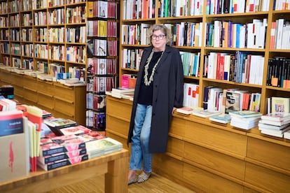 Paz Gil, premio a la mejor librería del año, en la Librería Gil de Santander.