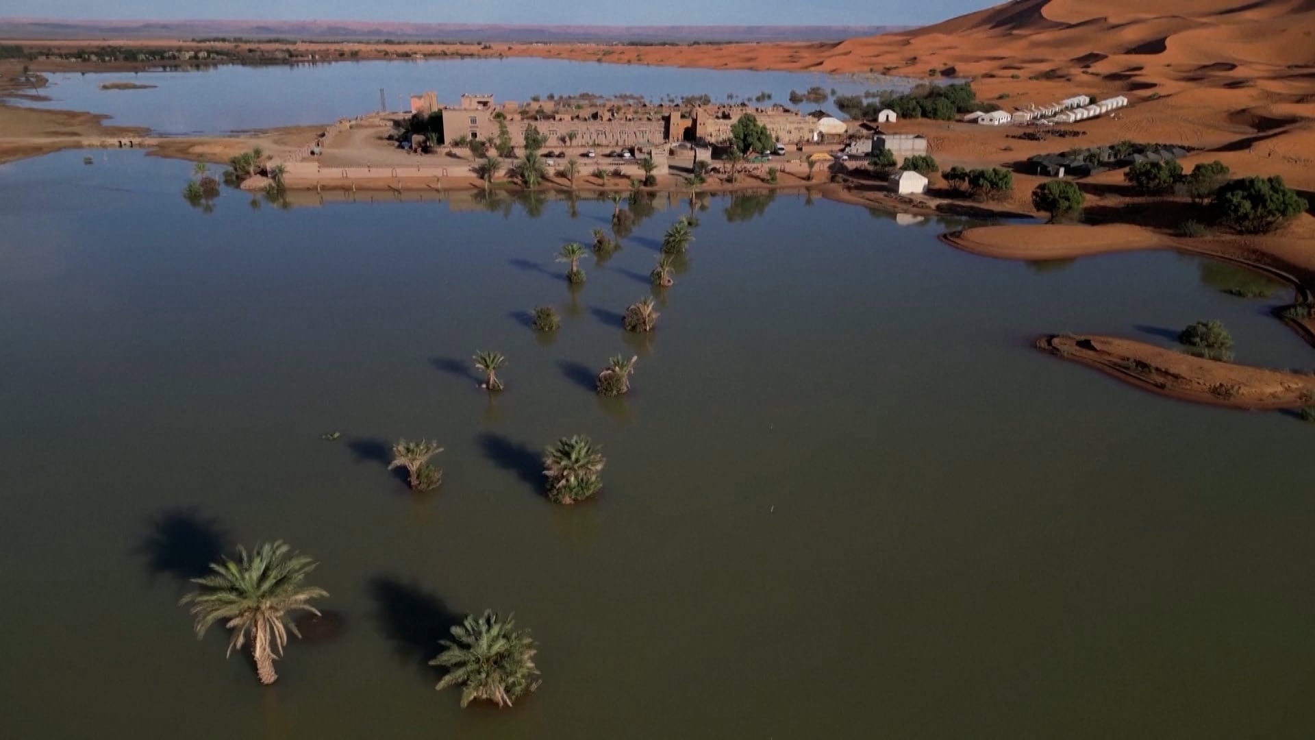 Vídeo | Inusuales imágenes del desierto del Sáhara inundado 