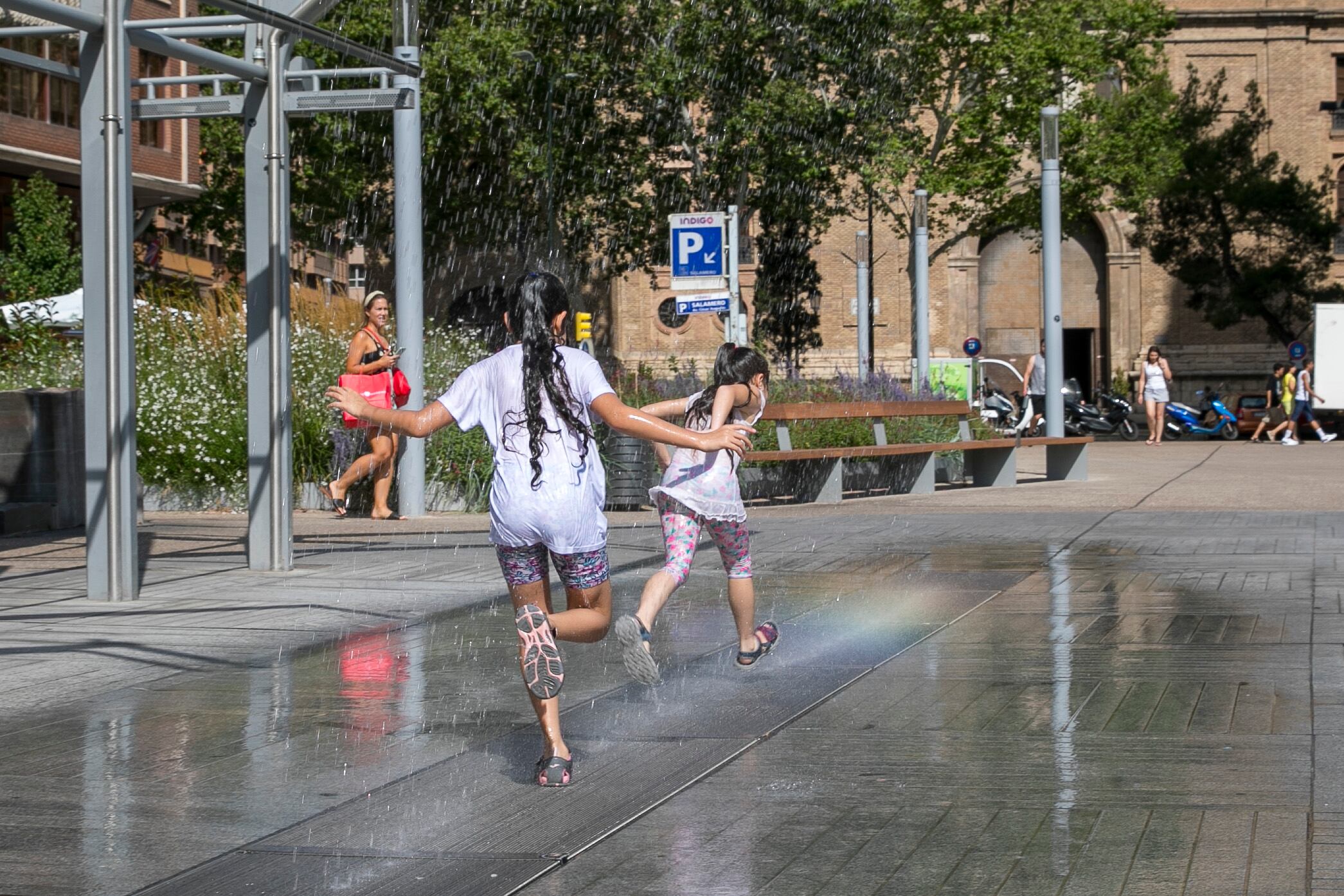 Lo más duro de la ola de calor se traslada al este mientras el oeste se libra de las temperaturas extremas 