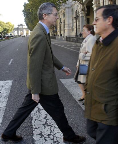 The mayor of Madrid, Alberto Ruiz-Gallardón, photographed in Alcala street.