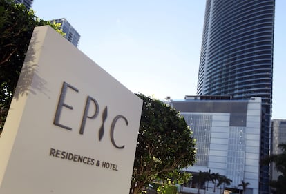 Torre Epic de Miami, que alberga hotel, propiedad de Amancio Ortega, y viviendas.