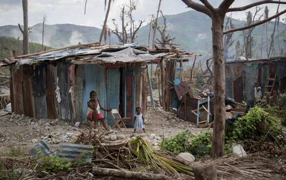 Una casa destrozada en Port à Piment.