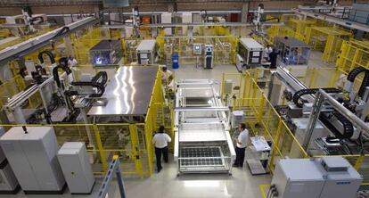 Instalaciones del interior de Isofotón, en Málaga.