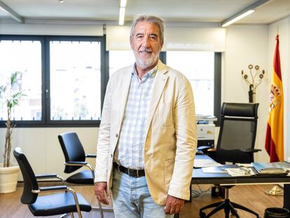 Eduardo Esteban, fiscal coordinador de menores, fotografiado en su despacho de Madrid.