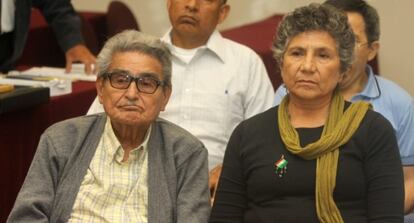 Abimael Guzmán y su esposa Elena Iparaguirre.