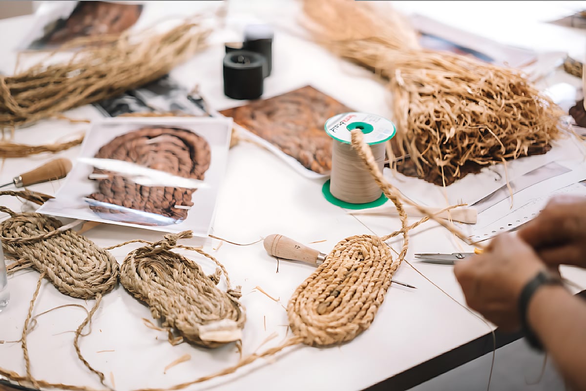 la-moda-espa-ola-hace-historia-a-trav-s-de-la-alpargata-m-s-antigua-de