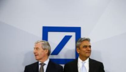 Juergen Fitschen (izquierda) y Anshu Jain (derecho) consejeros delegados de Deutsche Bank.