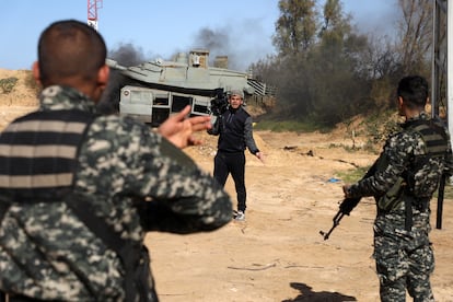 The series 'The Fist of the Free' tries to show the other side of the Palestinian-Israeli conflict, compared to what was seen in the popular Israeli show 'Fauda.' In the image, a moment during the production in February 2022.