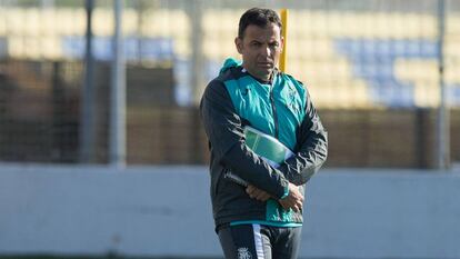 Javi Calleja, durante un entrenamiento con el Villarreal.