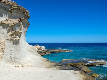 Cala de Enmedio, en el parque natural de Cabo de Gata, Nijar (Almería).