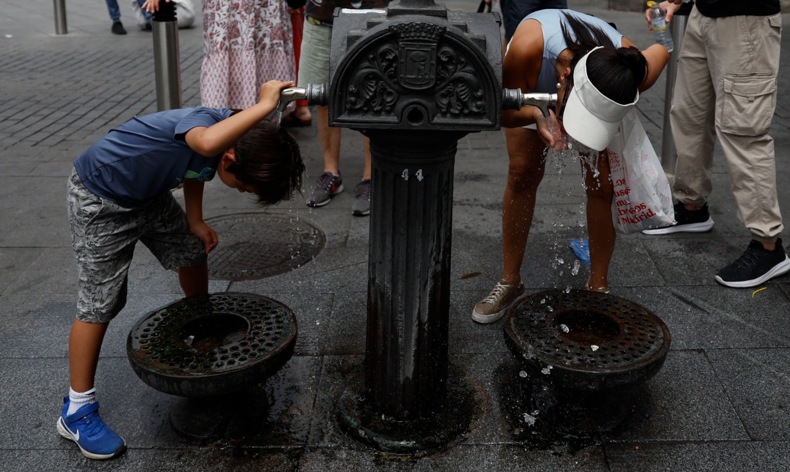 Madrid en su primera ola de calor: no hay mejor refugio que el centro comercial de confianza