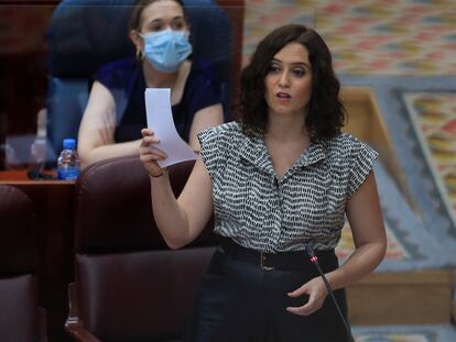 La presidenta de la Comunidad de Madrid, Isabel Díaz Ayuso, durante el pleno de la Asamblea de Madrid este jueves.