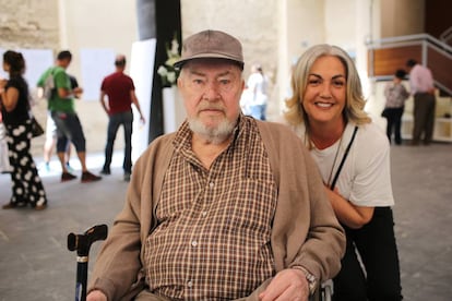 John Baker e Isabel Gal&aacute;n, en el 30&ordm; aniversario del rodaje de &#039;El imperio
 del sol&#039;, en Trebujena (C&aacute;diz).