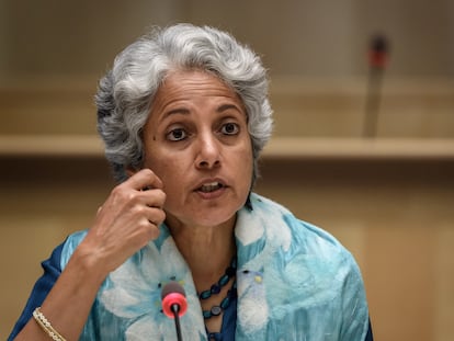 La jefa de científicos de la Organización Mundial de la Salud, Soumya Swaminathan, en una rueda de prensa.