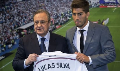 Florentino Pérez, el pasado 26 de marzo, durante la presentación de Lucas Silva.