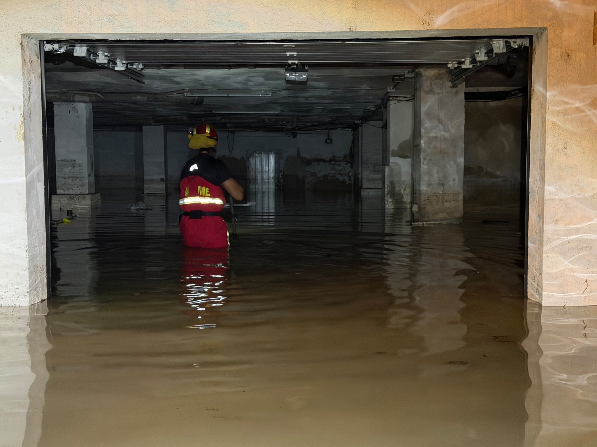 Última hora del temporal en España, en directo | La dana se ceba con la Comunidad Valenciana: alertas por inundaciones y seis municipios incomunicados